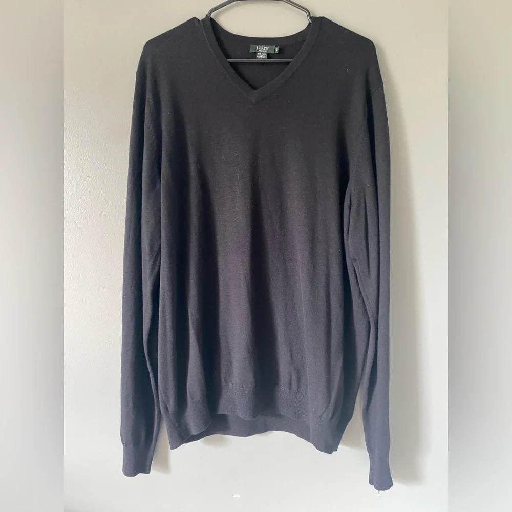 J Crew Knit Merino Wool Sweater V Neck Mens Size XLT Black Normalcore Preppy $98